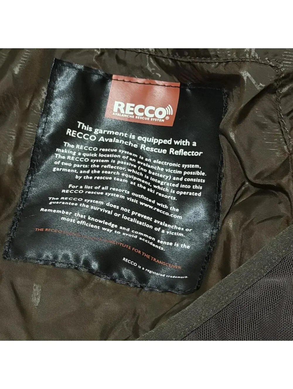 The North Face HyVent RECCO Men's Large Black Ski Jacket